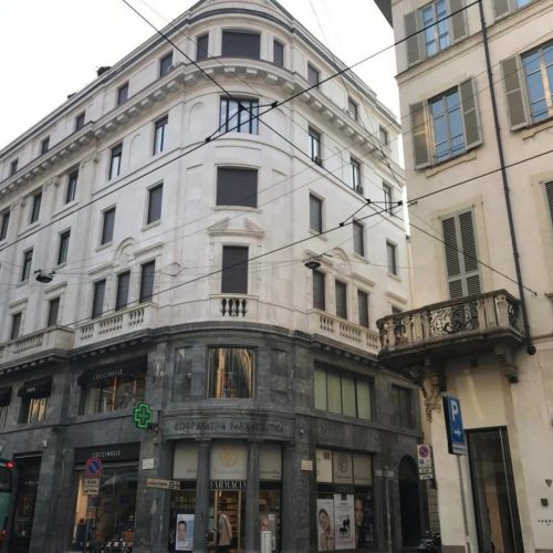 edificio-via-bigli-28-milano-01